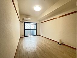 ハイツ亀島 6階1Kのリビング/ダイニング