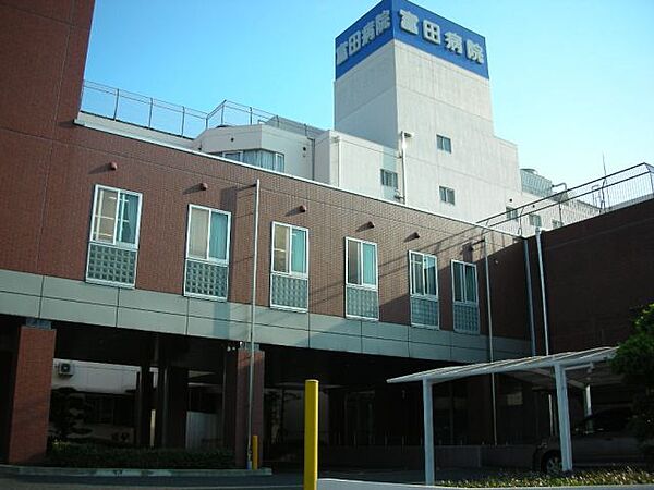 画像26:病院「富田病院まで640m」