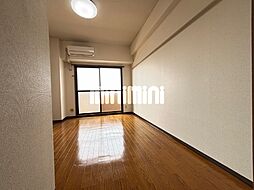 ウィスラー八田 9階1DKのリビング/ダイニング