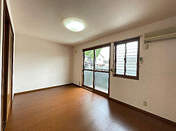 メゾン・ヴェール 1階1LDKのリビング/ダイニング