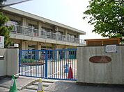 幼稚園、保育園「富田第一保育園まで650m」