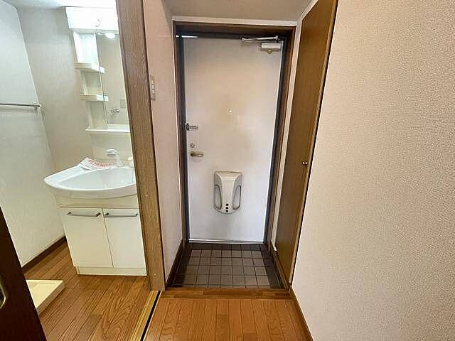 玄関