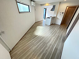 DEVELD栄生　WEST 203 2階1LDKのリビング/ダイニング