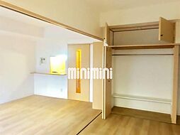 アーバン伏見 2階1LDKのリビング/ダイニング