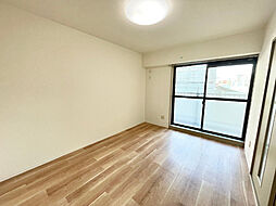 ロイメント名駅 306 3階2DKのリビング/ダイニング