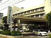 病院「増子記念病院まで200m」