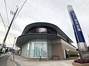 銀行「いちい信用金庫まで660m」