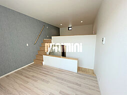 ＰＩＮＥハイツ 2階1Kのリビング/ダイニング