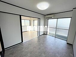 ハイネス桜山 4階1LDKのリビング/ダイニング