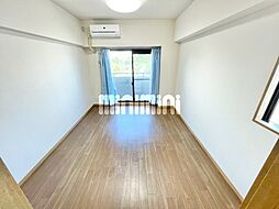 マルキース川名 4階1Kのリビング/ダイニング