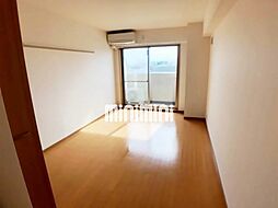 ニューシティアパートメンツ円上町 9階1Kのリビング/ダイニング