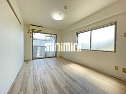 サンフル桜山 4階1Kのリビング/ダイニング