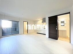 エスポワール エレ 六番町 201 2階1LDKのリビング/ダイニング