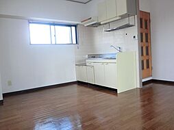 熱田ＡＴビル 8階2LDKのリビング/ダイニング