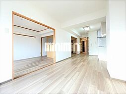 第一日比野ハイツ 5階2LDKのリビング/ダイニング