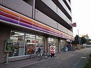コンビニ「サークルＫまで330m」