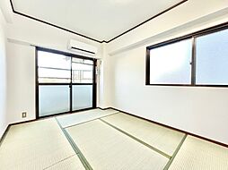 ホワイトハイム弥富 4階1Kのリビング/ダイニング