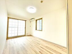 レオパレスエスポアール砂口 1階ワンルームのリビング/ダイニング