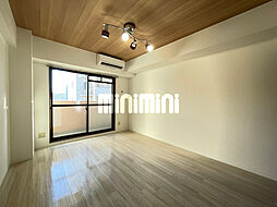 プロビデンス泉 6階1Kのリビング/ダイニング