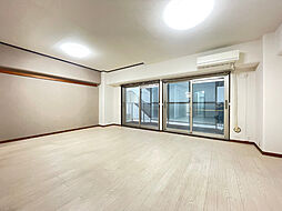 日商岩井栄ハイツ 4階1LDKのリビング/ダイニング