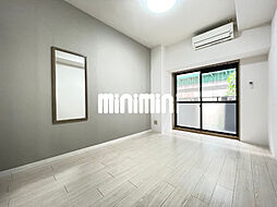 クレスト泉 3階1Kのリビング/ダイニング