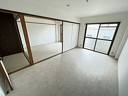 サニーハウス三ツ屋 3階2DKのリビング/ダイニング