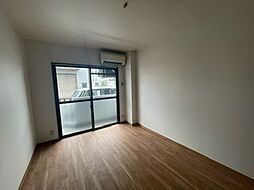 サニーハウス三ツ屋 1階1Kのリビング/ダイニング