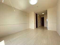 Ｄ-ｒｏｏｍ松葉 3階ワンルームのリビング/ダイニング