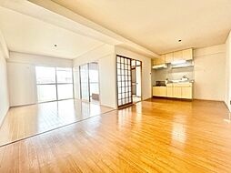 瑞郷ビル　Ａ棟 3階2LDKのリビング/ダイニング