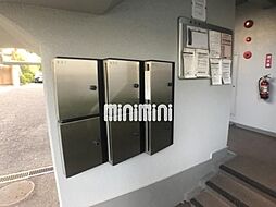7 / 18