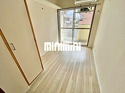 ビラ三秀向山 203 2階ワンルームのリビング/ダイニング