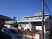 幼稚園、保育園「いりなか保育園まで620m」