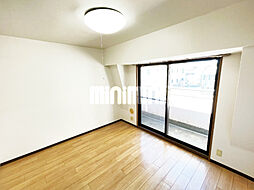 ルミナス神宮 6階1Kのリビング/ダイニング