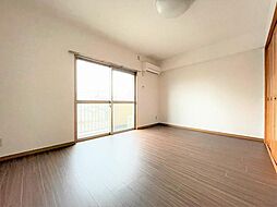 ＫＴ　ＨＯＵＳＥ 4階1Kのリビング/ダイニング