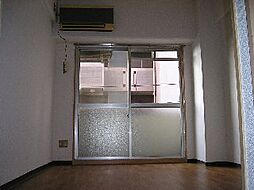 ラトゥール豊 4階ワンルームのリビング/ダイニング