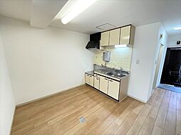 石辰ビル 3階3DKのリビング/ダイニング