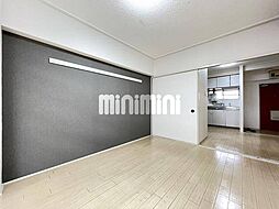 浅井第2ビル 3階2LDKのリビング/ダイニング