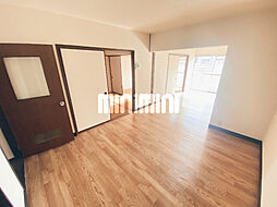 ニューパピリオン加藤 4階2LDKのリビング/ダイニング