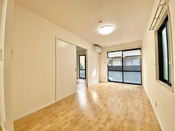 ジュネス 1階1LDKのリビング/ダイニング