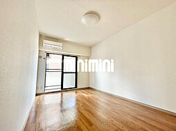 ドエル植田西 2階1Kのリビング/ダイニング