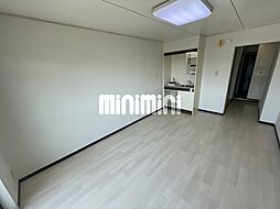 ヴァンベール植田 4階ワンルームのリビング/ダイニング