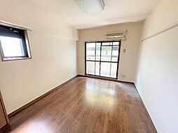 シュロッセフジ 2階1Kのリビング/ダイニング