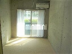 ビビッド原 2階ワンルームのリビング/ダイニング