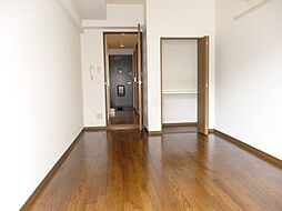 クレストコート 2階1Kのリビング/ダイニング