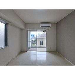 サントピア原 2階ワンルームのリビング/ダイニング