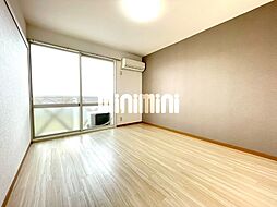 グランパス植田 2階1Kのリビング/ダイニング