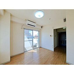 サントピア原 4階ワンルームのリビング/ダイニング