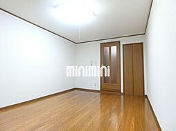 ラ・シーマ 2階1Kのリビング/ダイニング