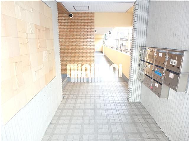 4 / 6