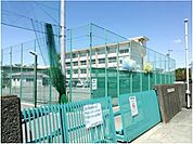 中学校「市立葉栗中学校まで950m」